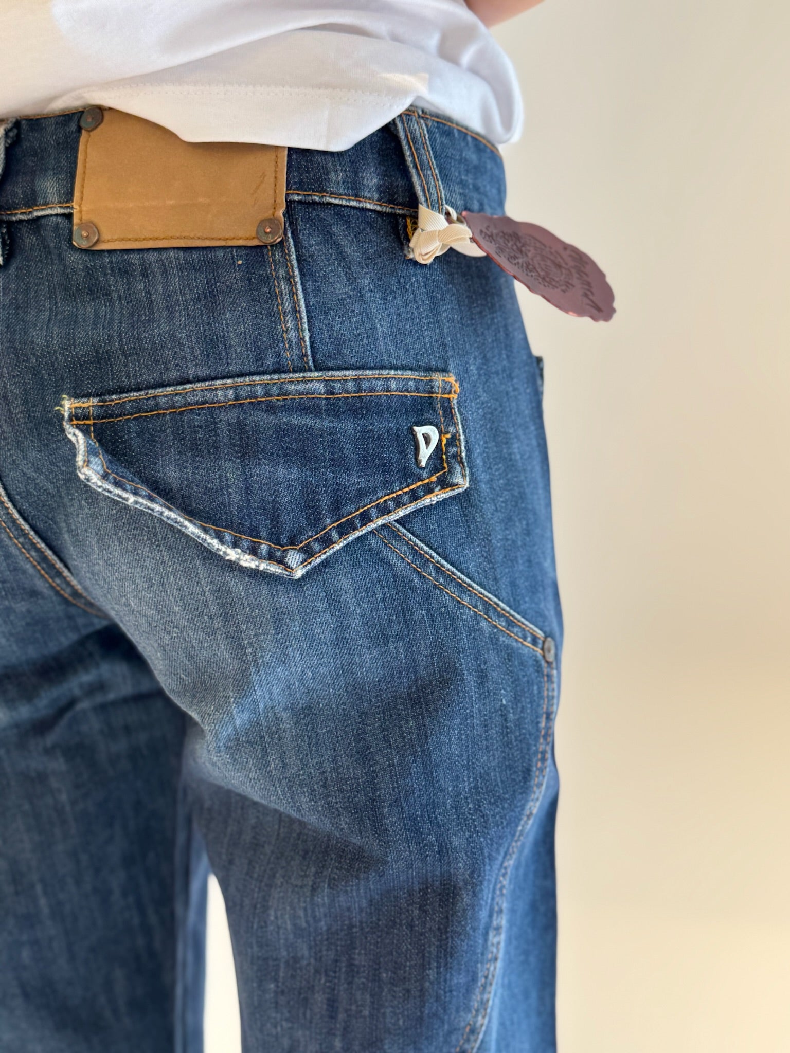 Pantalone west